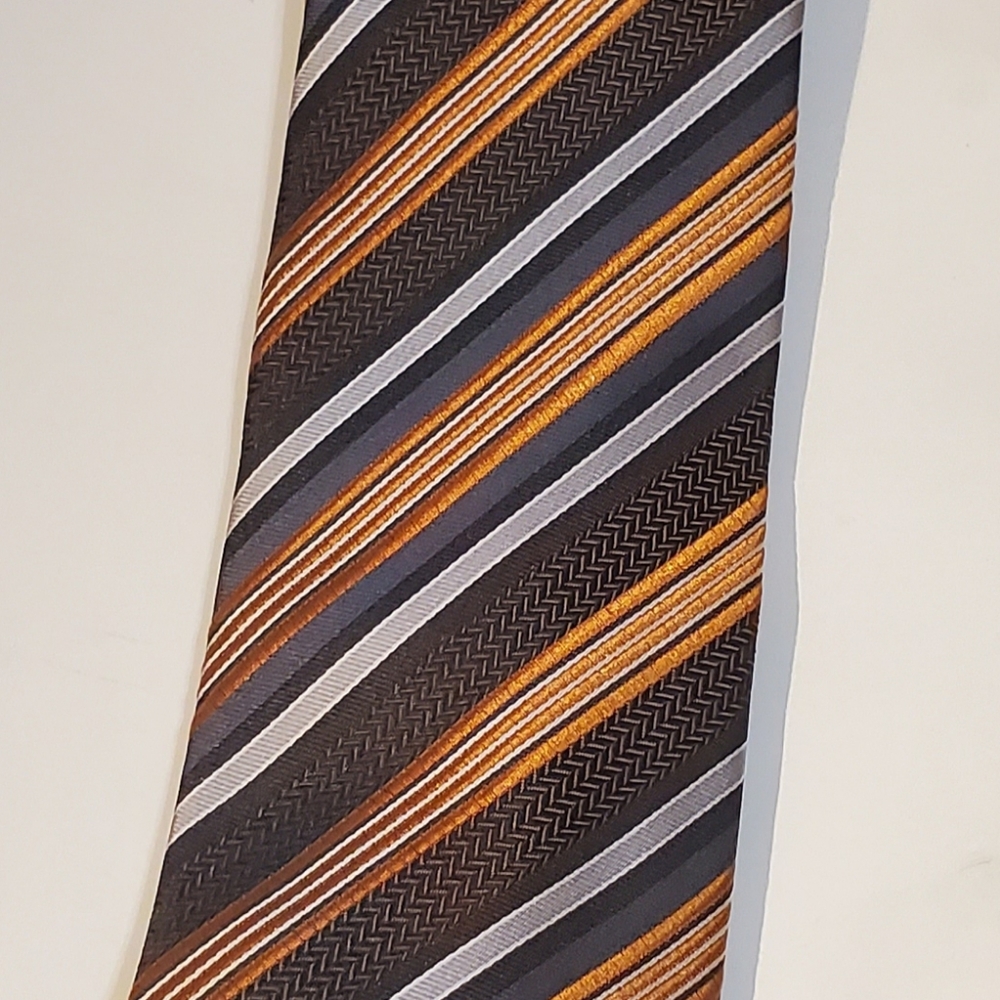 Mens silk tie